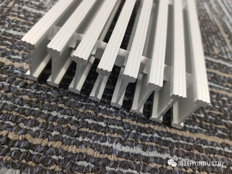 安全步道斯維致鋁格柵 G348三峽公路項(xiàng)目公路風(fēng)景安全步道